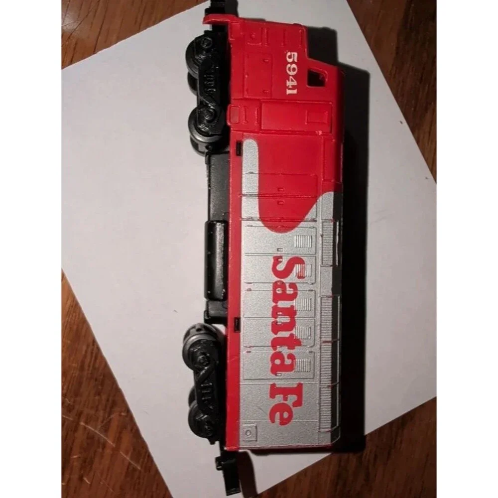 1983 Hot Wheels Railroad Santa Fe F40PH